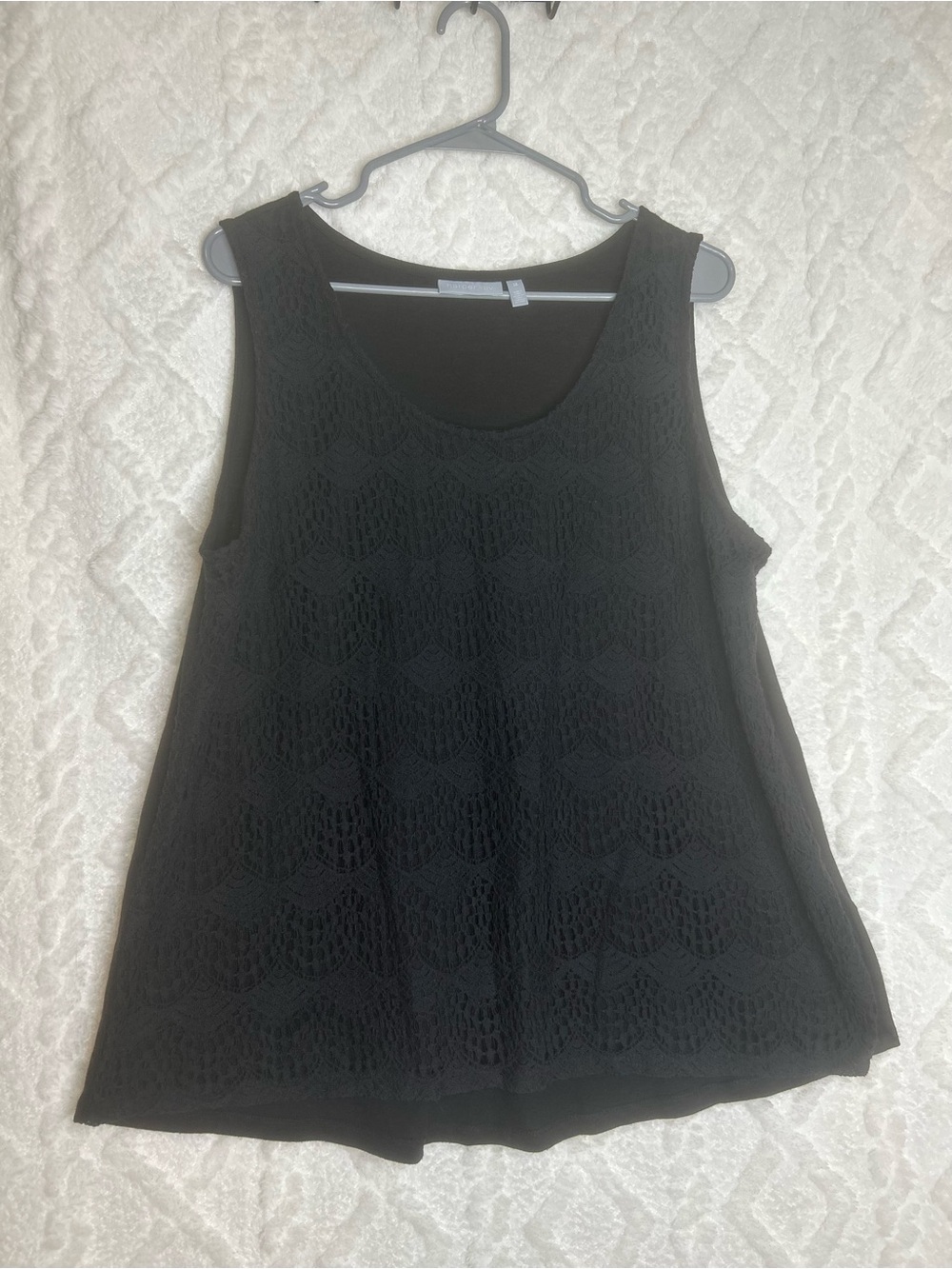 Harper & Liv Women’s Black Lace Overlay Tank